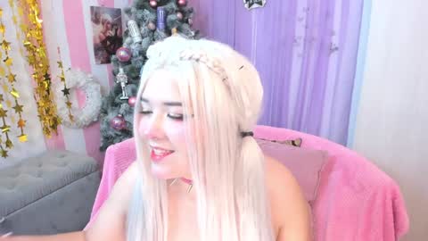 Laura online show from 12-17-24, 03:06