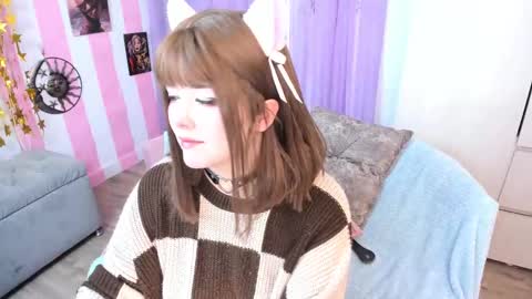 Laura online show from 02-21-25, 01:44