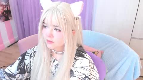 Laura online show from 10-19-25, 06:03