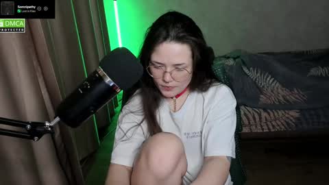 Red online show from 12-08-24, 09:41