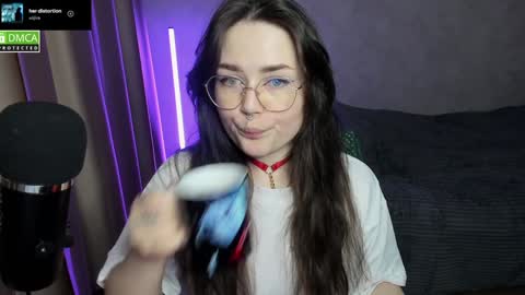 Red online show from 01-17-25, 06:23