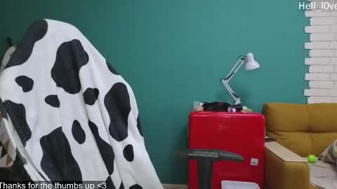 Snapshot of hell_l0ve chatting on 11-08-25, 03:50 Anastasiia online show from 11-08-25, 03:50