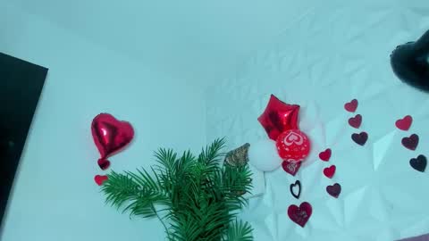 hellen     online show from 02-21-26, 07:04