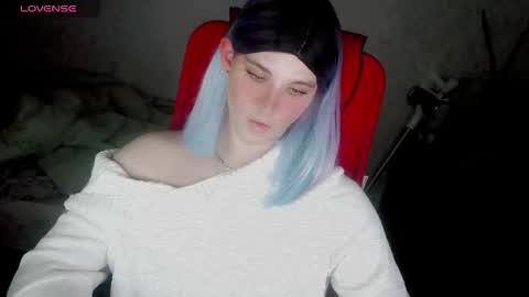 Snapshot of hellenspellman chatting on 10-29-25, 04:42 Helen Spellman online show from 10-29-25, 04:42