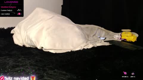 Candy online show from 12-24-24, 04:44