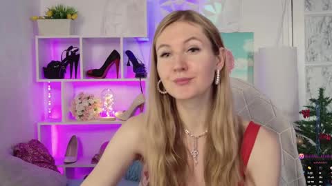 Alisia  Monday to Friday from 10 am to 4 pm GMT 2 online show from 01-03-25, 08:32