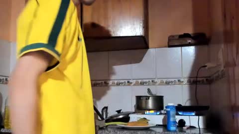 helokitkat online show from 09-09-25, 03:28