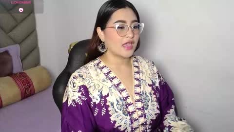 Zahira online show from 10-30-25, 02:07