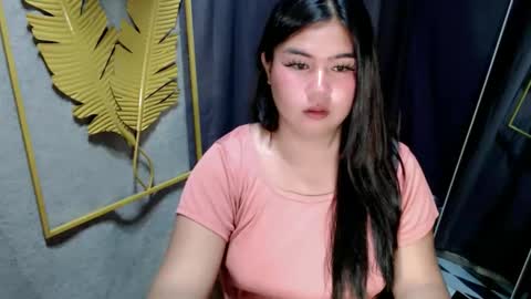 Snapshot of heluv_tiara chatting on 09-18-25, 03:14 tiara tine online show from 09-18-25, 03:14