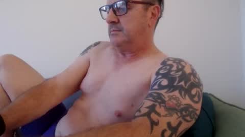 Snapshot of hempie1973 chatting on 09-26-25, 07:23 hempie1973 online show from 09-26-25, 07:23