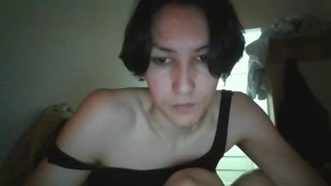 Snapshot of hencamx chatting on 02-24-25, 07:55 Eva online show from 02-24-25, 07:55