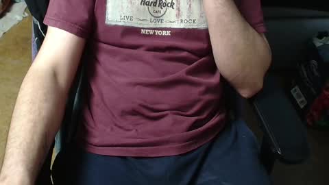 Hendrik online show from 11-21-25, 03:22