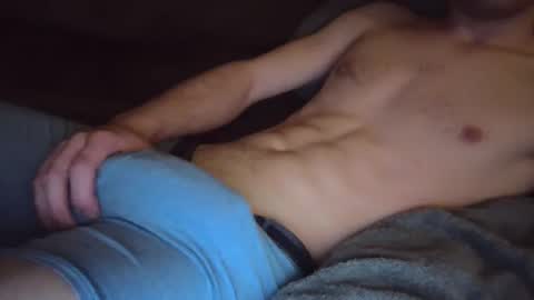 Snapshot of henebeii chatting on 10-05-25, 03:05 Henebeii online show from 10-05-25, 03:05