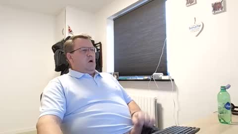 henrikrp1971 online show from 01-18-25, 11:32