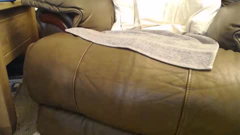 henryjxxx online show from 02-11-26, 06:35