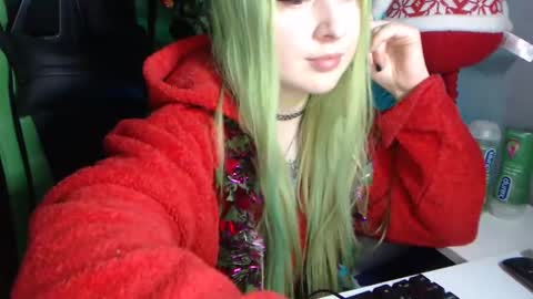 Snapshot of hentaishiing chatting on 12-30-24, 09:08 Hentaishiing online show from 12-30-24, 09:08