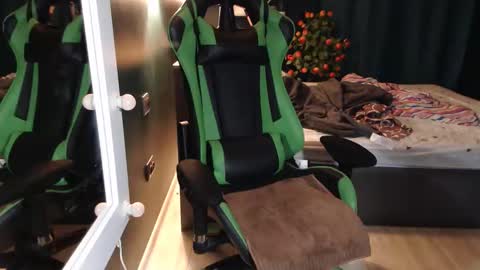 Snapshot of hentaishiing chatting on 10-03-25, 11:57 Hentaishiing online show from 10-03-25, 11:57