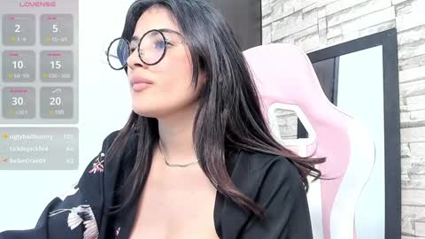 Snapshot of hera_elis chatting on 01-28-25, 10:56 hera_elis online show from 01-28-25, 10:56