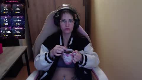 HeraLuna  online show from 12-14-24, 09:45