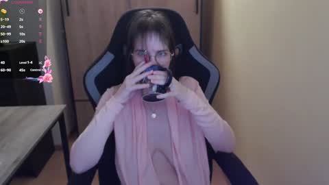 HeraLuna  online show from 01-26-25, 10:35