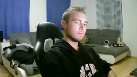 John Pearl online show from 10-05-25, 07:45