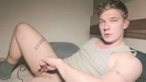 Snapshot of hercules__ chatting on 07-16-26, 03:40 Gregblonde Alextattoo online show from 07-16-26, 03:40