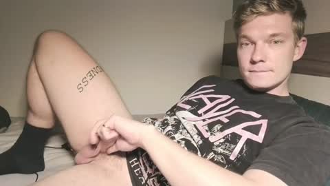 Snapshot of hercules__ chatting on 07-19-26, 06:00 Gregblonde Alextattoo online show from 07-19-26, 06:00