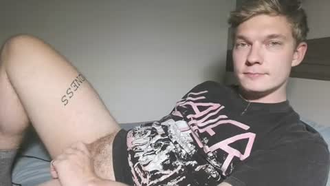Snapshot of hercules__ chatting on 07-26-26, 06:26 Gregblonde Alextattoo online show from 07-26-26, 06:26