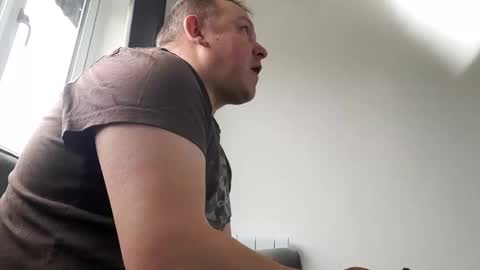 heretoserveyouall online show from 01-18-26, 01:59