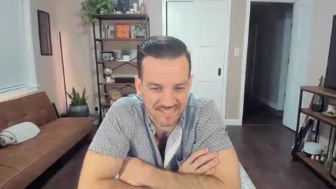 Snapshot of herewego42 chatting on 01-26-25, 02:45 Wade Biggs online show from 01-26-25, 02:45