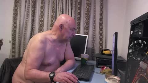 mature online show from 12-26-24, 08:07