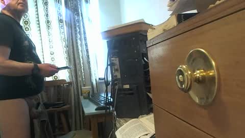 mature online show from 02-25-26, 10:25