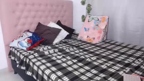 Alana online show from 12-15-24, 01:02