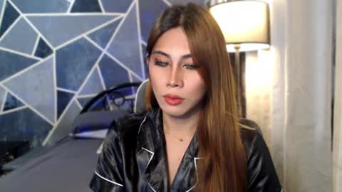 Davey online show from 12-17-25, 03:56