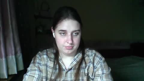 hess_luna_ online show from 01-05-26, 05:27