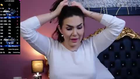 Snapshot of hessahessy chatting on 01-21-25, 12:29 Hessy online show from 01-21-25, 12:29