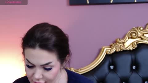 Snapshot of hessahessy chatting on 01-23-25, 12:19 Hessy online show from 01-23-25, 12:19