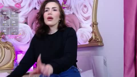 Snapshot of hessahessy chatting on 12-15-25, 04:11 Hessy online show from 12-15-25, 04:11