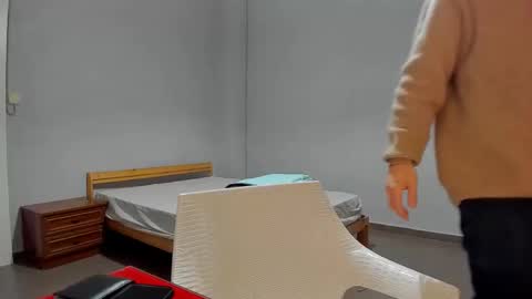 heterooli online show from 12-20-25, 05:20