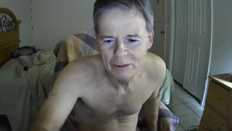 Snapshot of hewes1 chatting on 12-30-24, 07:48 hewes1 online show from 12-30-24, 07:48