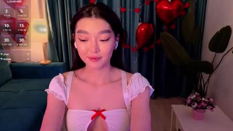 Audrey online show from 02-17-25, 01:21