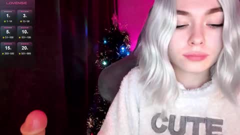  Nora  online show from 12-30-24, 03:13