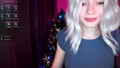  Nora  online show from 02-04-25, 11:49