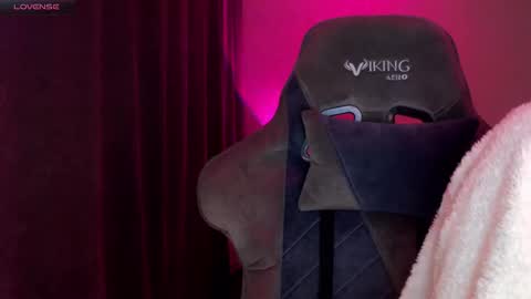  Nora  online show from 03-05-25, 02:57