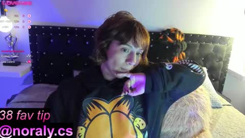 Noraly  online show from 10-17-25, 04:15