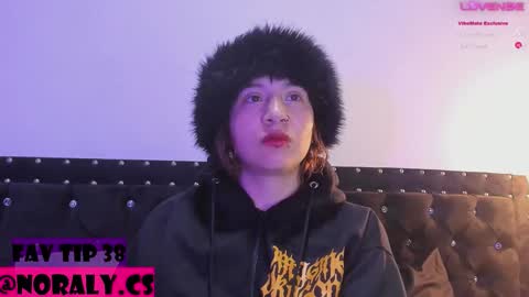 Noraly  online show from 12-02-25, 04:07