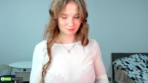 Bella 3 online show from 09-19-25, 11:05