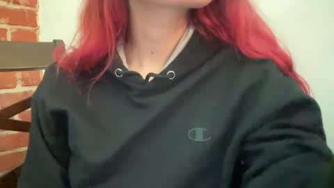 Snapshot of heybluebabe chatting on 01-31-25, 05:30 Blue  online show from 01-31-25, 05:30