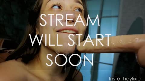 Snapshot of heylixie_ chatting on 09-12-25, 01:28 Li online show from 09-12-25, 01:28