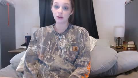 Paige online show from 02-04-26, 01:11